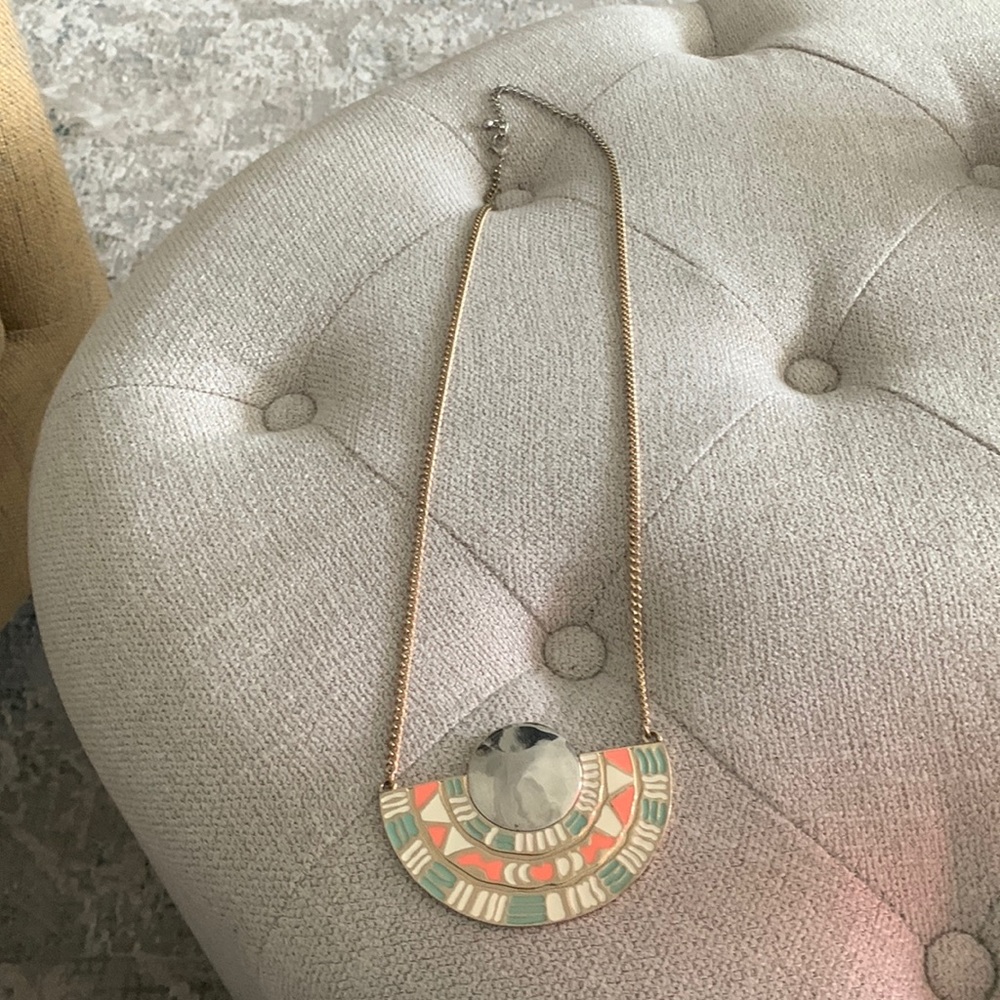 Medallion necklace